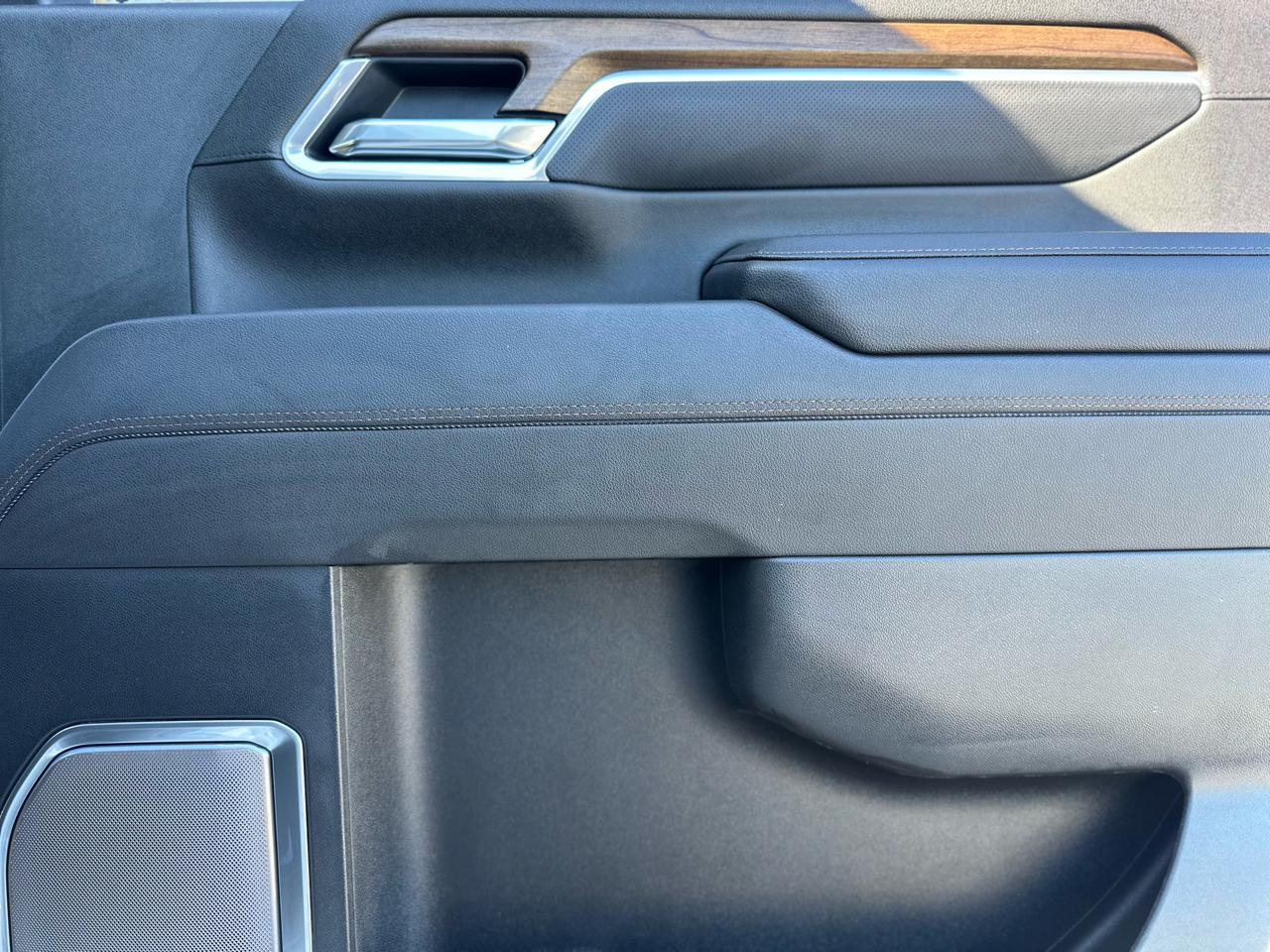 Chevrolet Silverado 2500HD High Country Crew Cab Short Box 4WD 2025