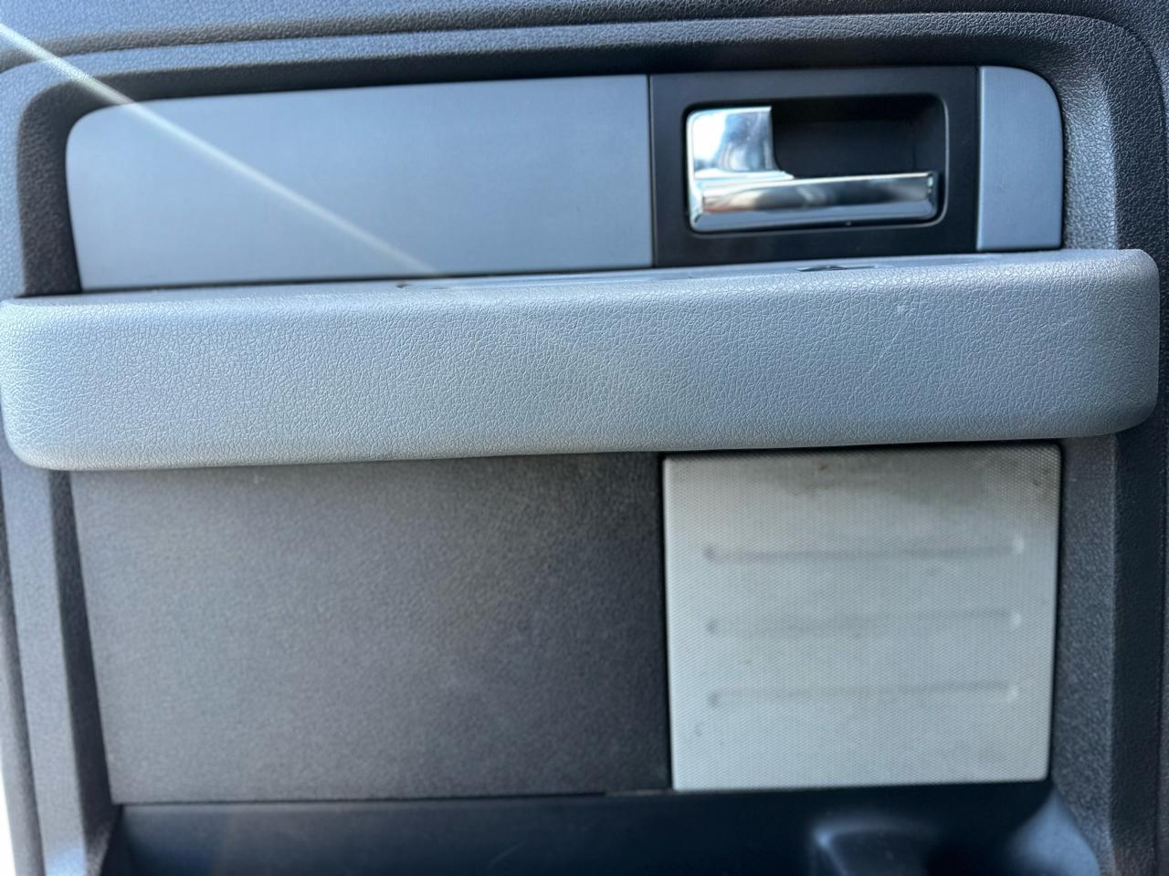 Ford F-150 XLT 2WD 2012