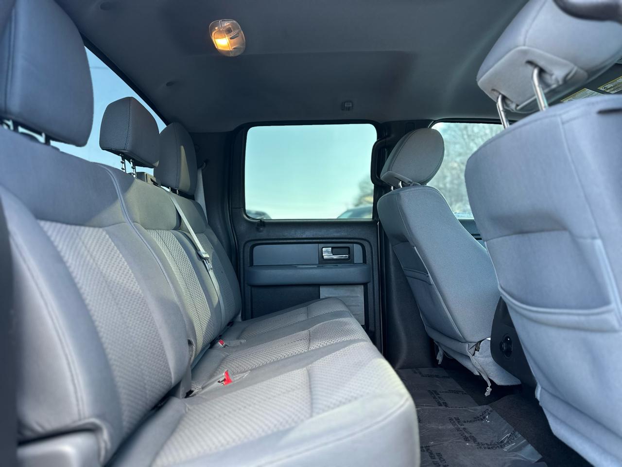 Ford F-150 XLT 2WD 2012