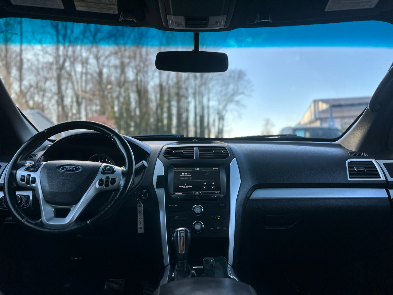 Ford Explorer XLT 2WD 2012