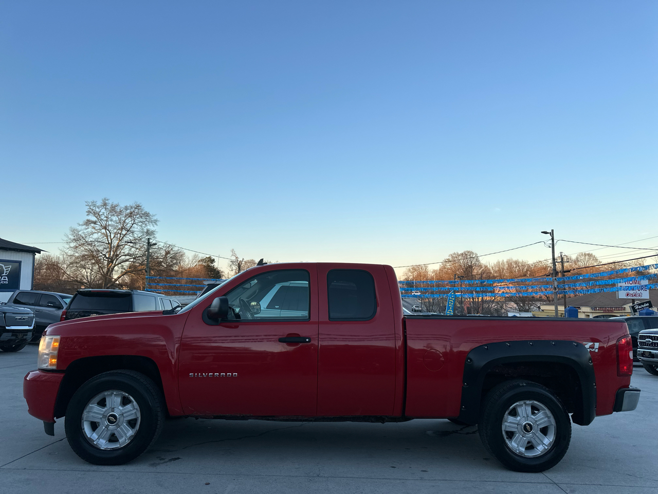 Chevrolet Silverado 1500 LT Ext. Cab Long Box 4WD 2011