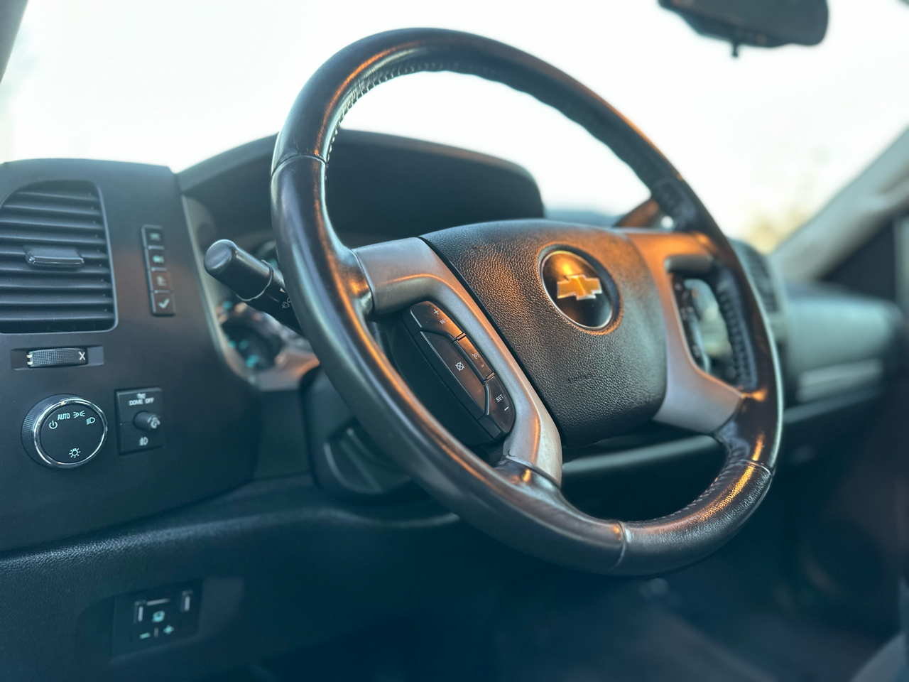 Chevrolet Silverado 1500 LT Ext. Cab Long Box 4WD 2011