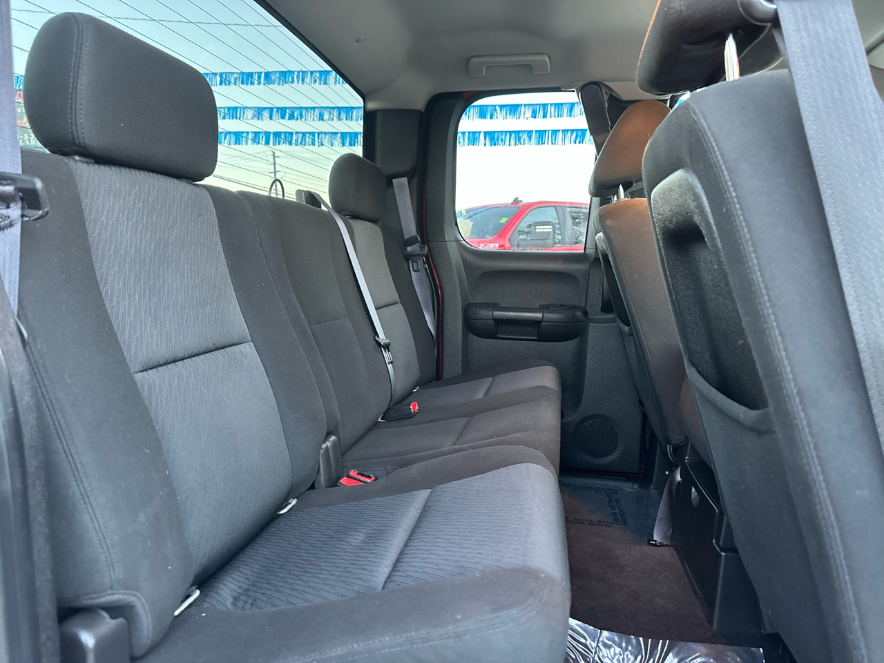 Chevrolet Silverado 1500 LT Ext. Cab Long Box 4WD 2011