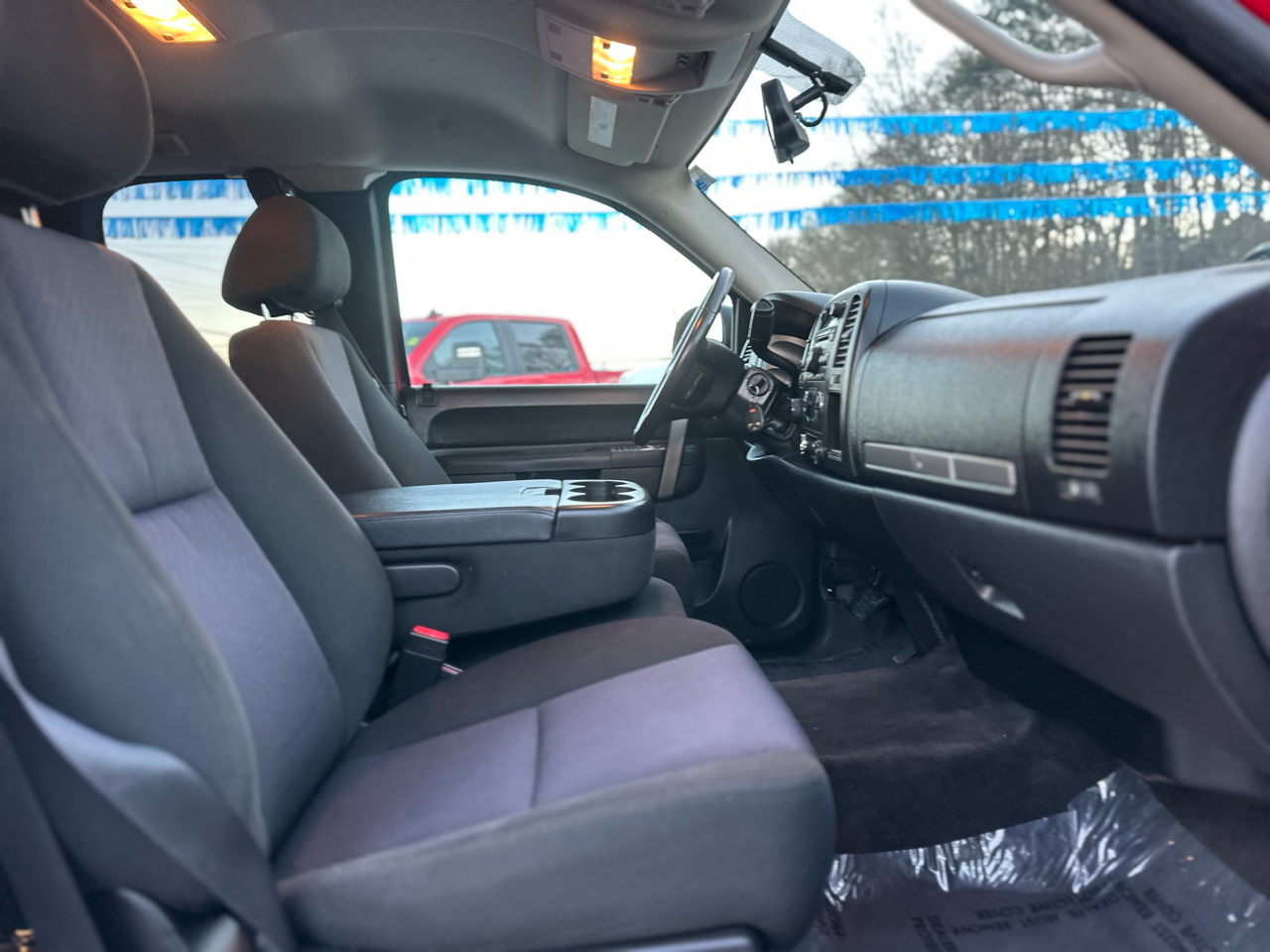 Chevrolet Silverado 1500 LT Ext. Cab Long Box 4WD 2011