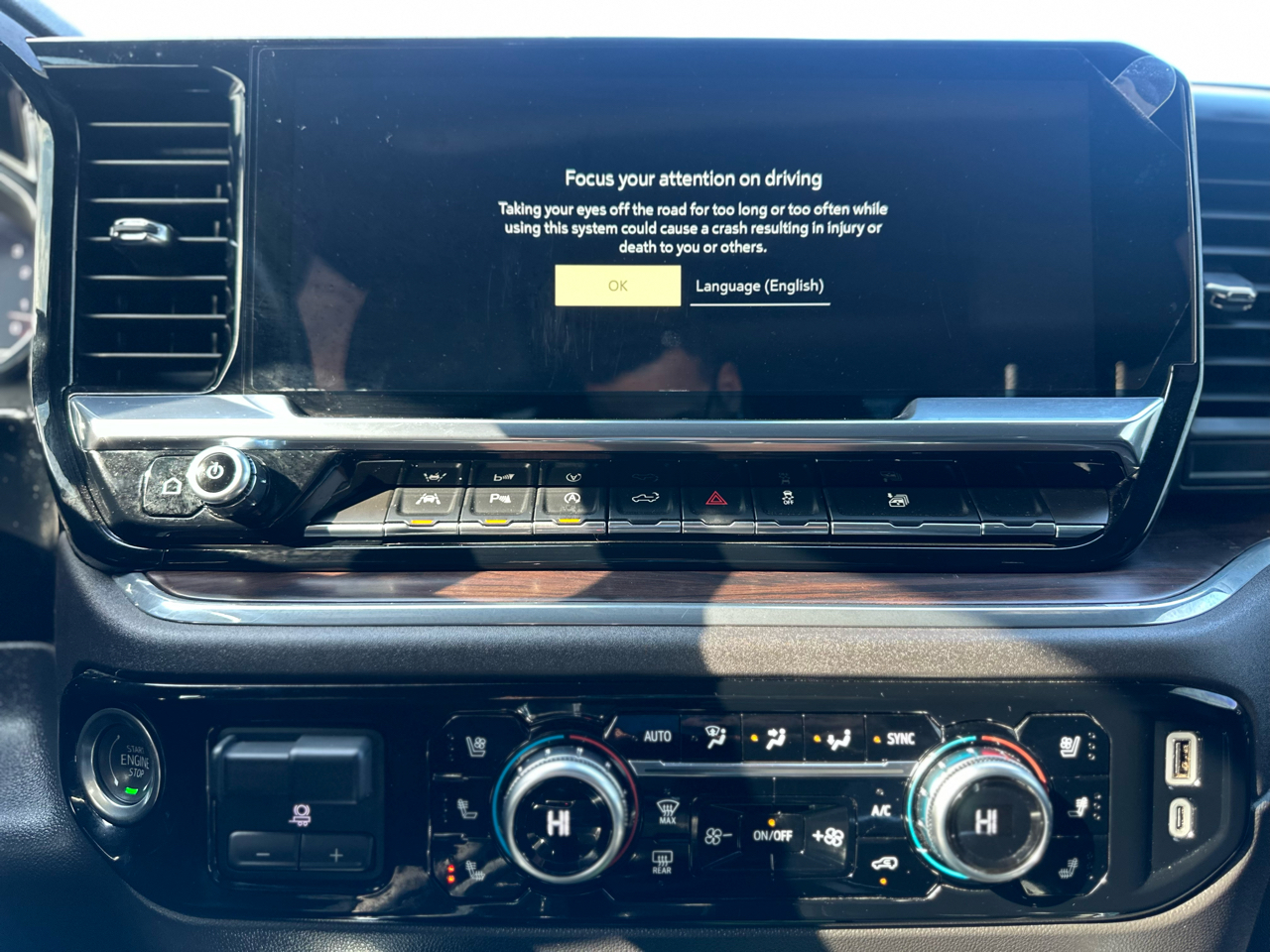 GMC Sierra 1500 SLT 2024