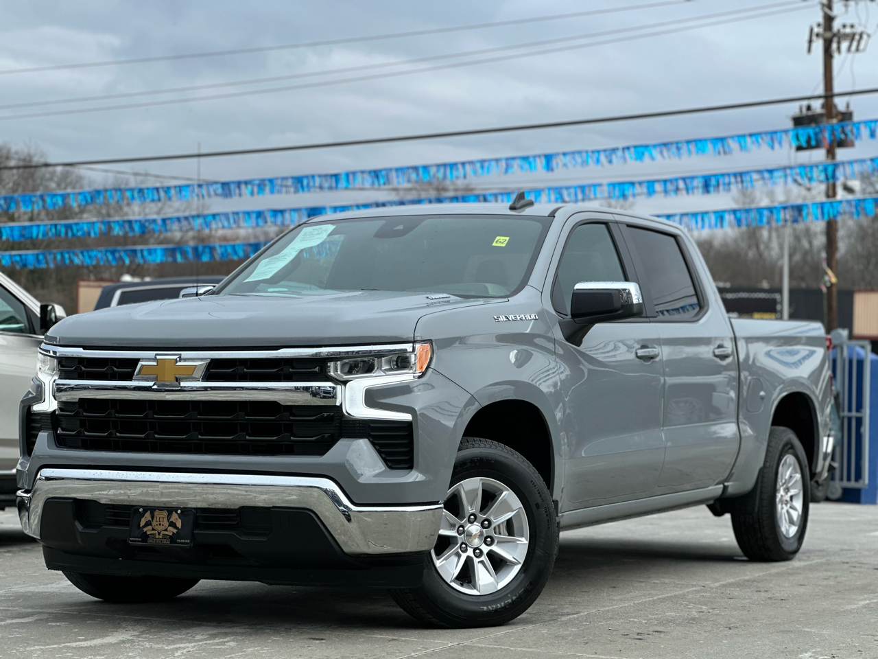 Chevrolet Silverado 1500 LT Crew Cab 2WD 2024