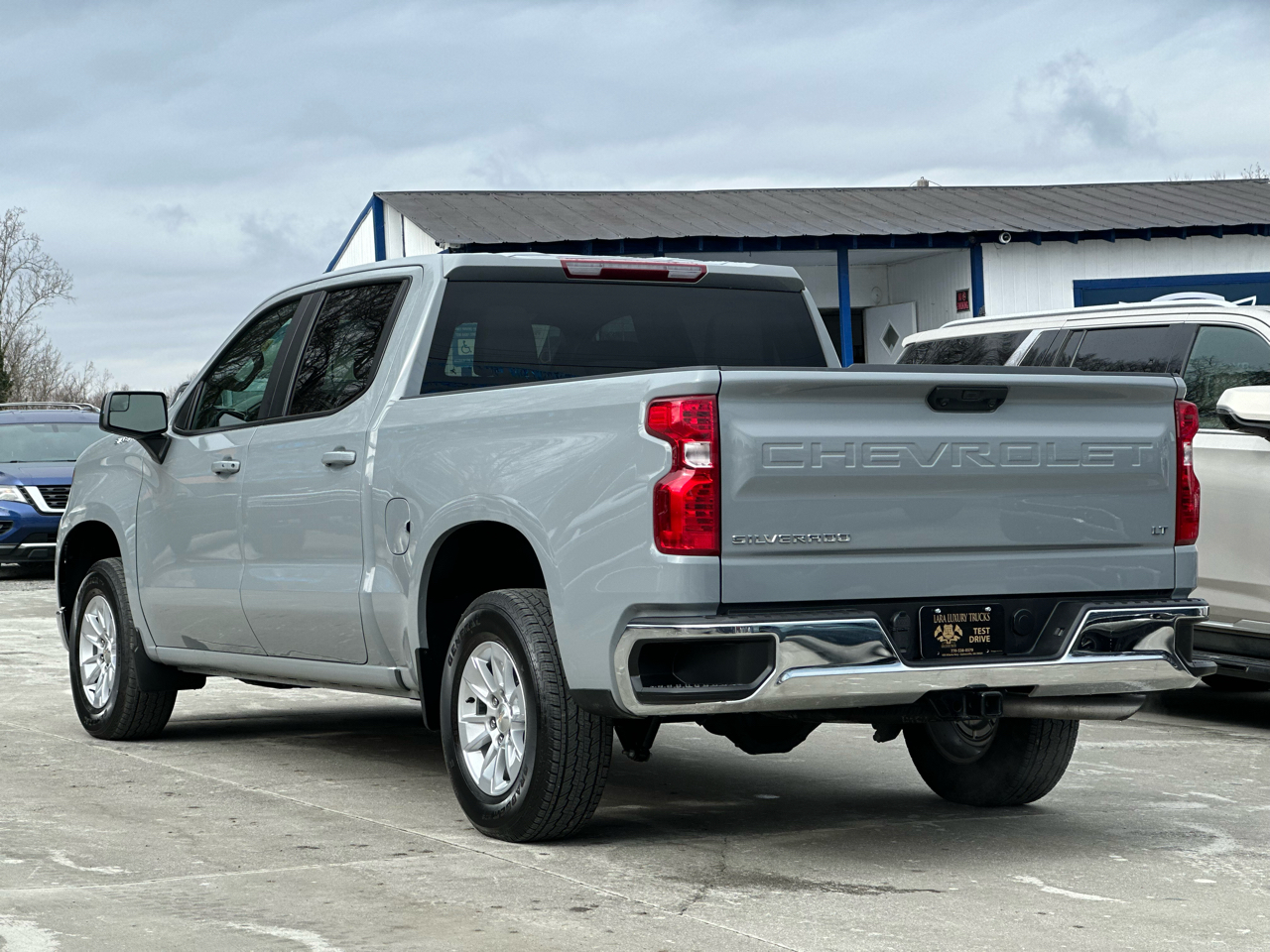 Chevrolet Silverado 1500 LT Crew Cab 2WD 2024