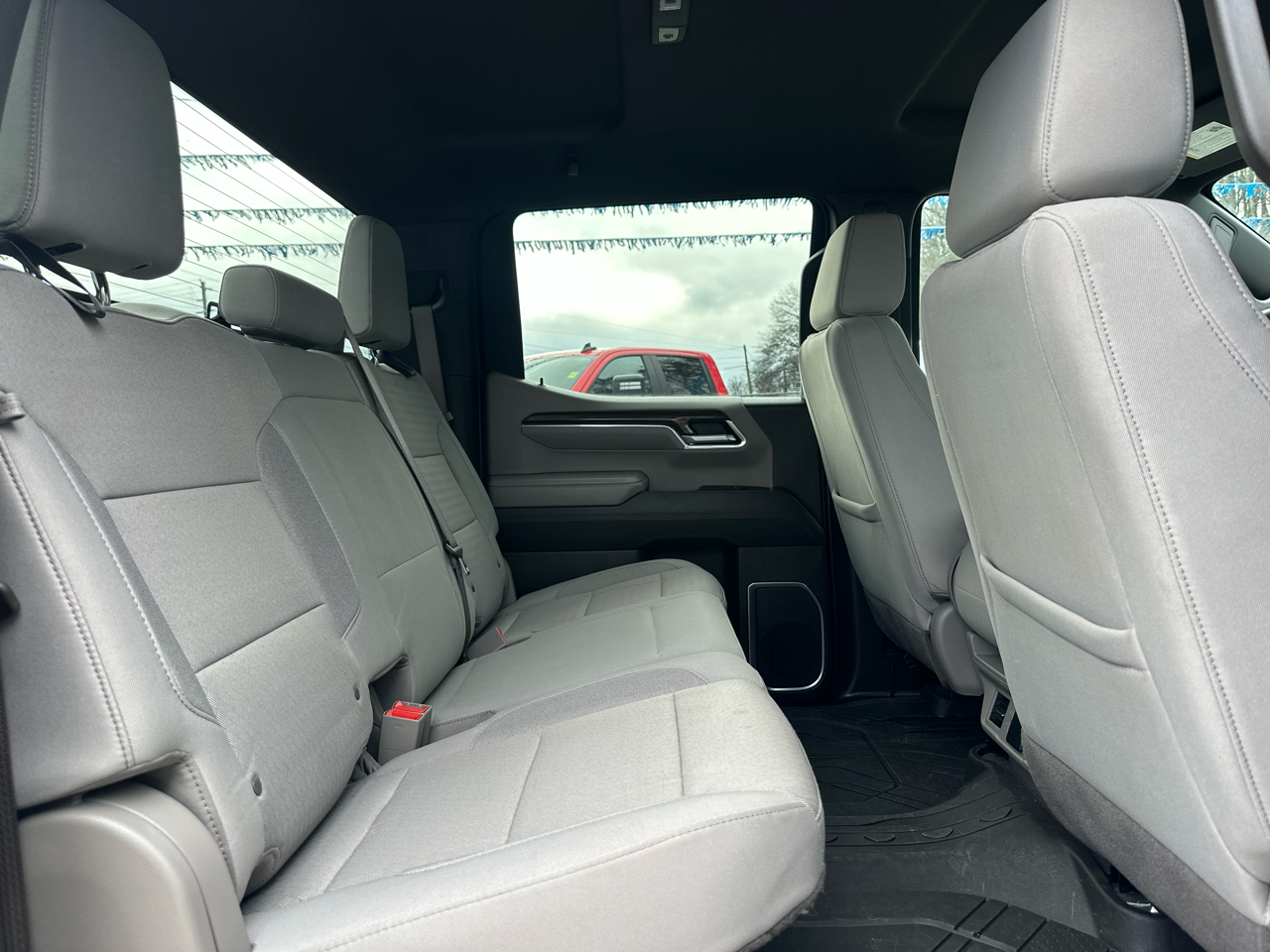 Chevrolet Silverado 1500 LT Crew Cab 2WD 2024