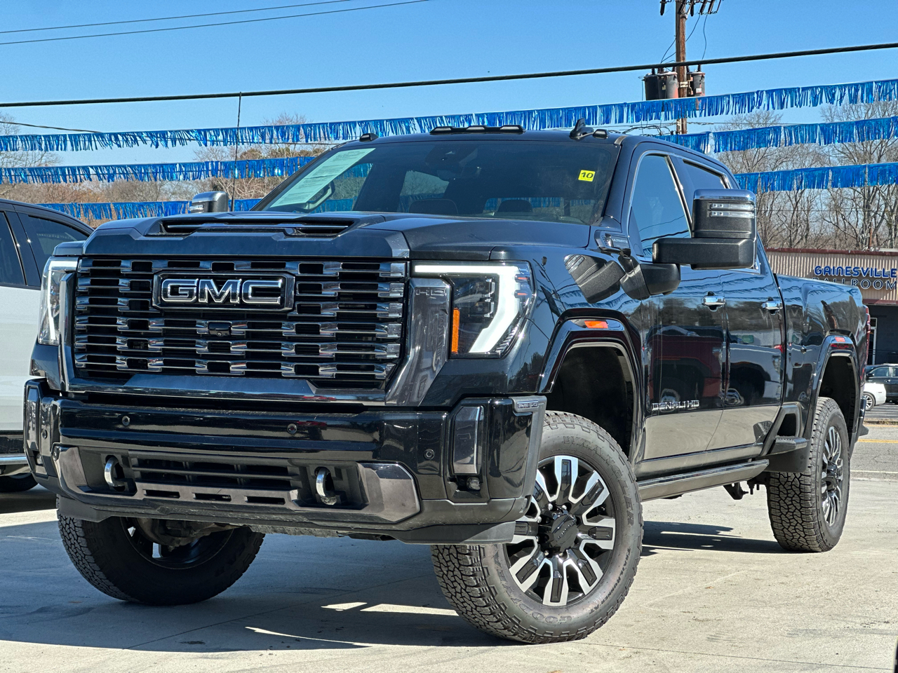 GMC Sierra 2500HD Denali Ultimate Crew Cab 4WD 2024