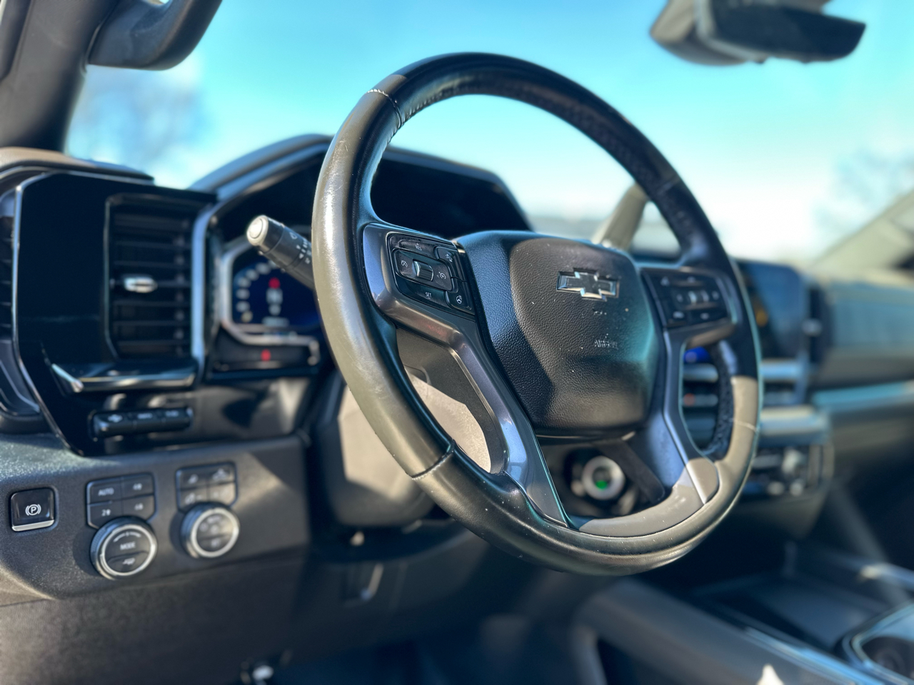 Chevrolet Silverado 2500HD ZR2 Crew Cab 4WD 2024