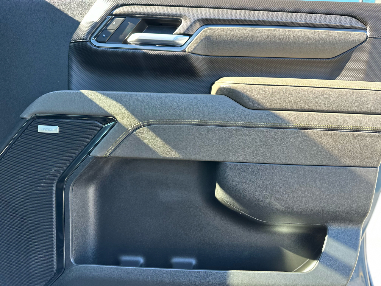 Chevrolet Silverado 2500HD ZR2 Crew Cab 4WD 2024