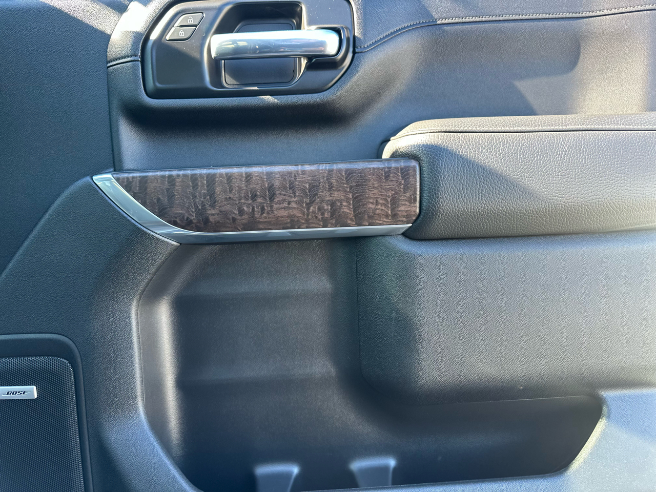 GMC Sierra 2500HD Denali Crew Cab 4WD SB 2022