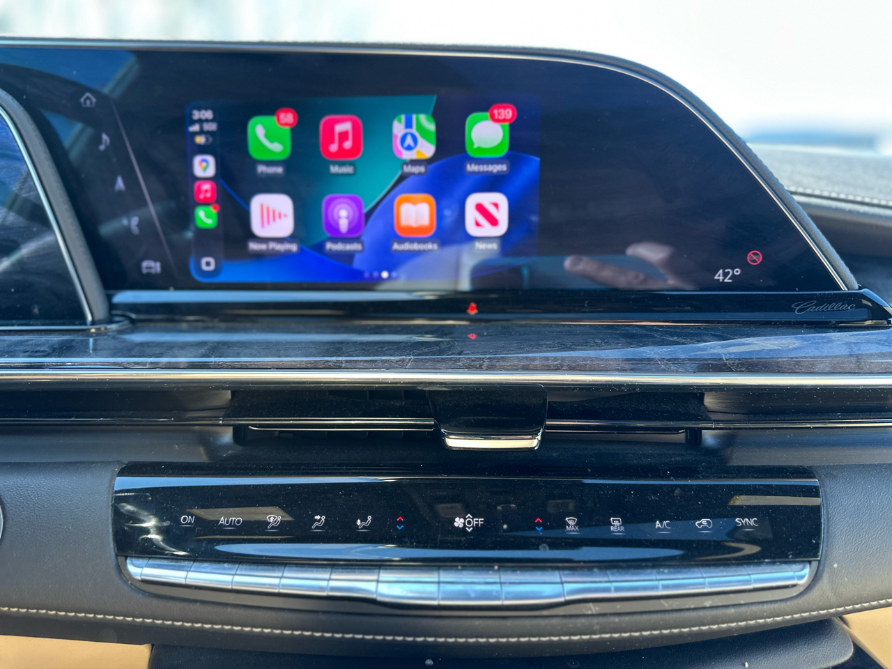 Cadillac Escalade ESV Premium Luxury 4WD 2022