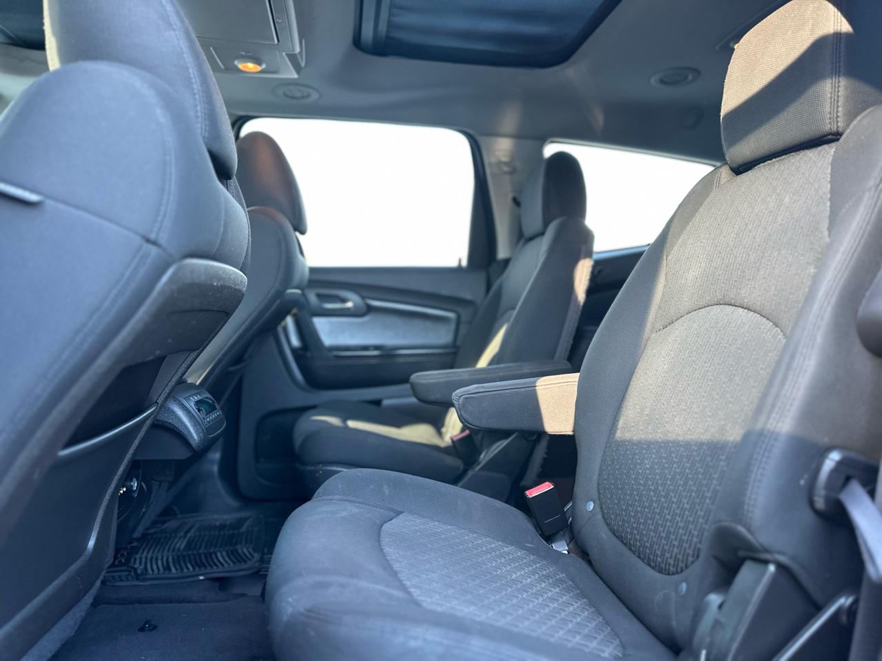 Chevrolet Traverse LT AWD 2011