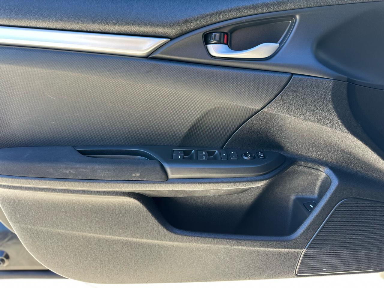 Honda Civic LX Sedan CVT 2017