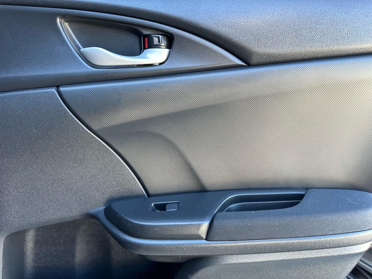 Honda Civic LX Sedan CVT 2017