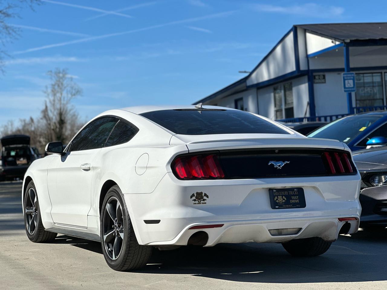 Ford Mustang EcoBoost Coupe 2017