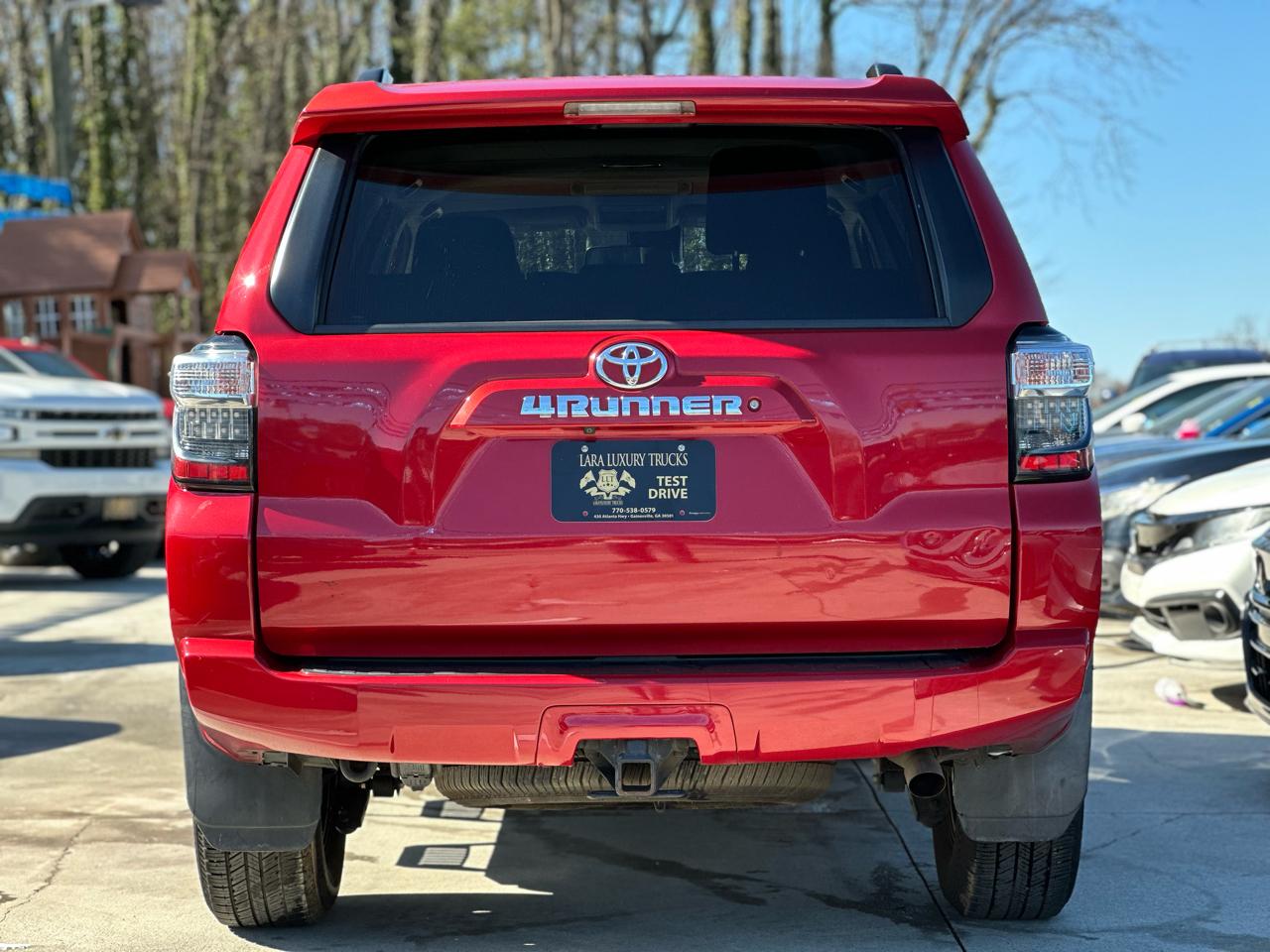 Toyota 4Runner SR5 2WD 2020