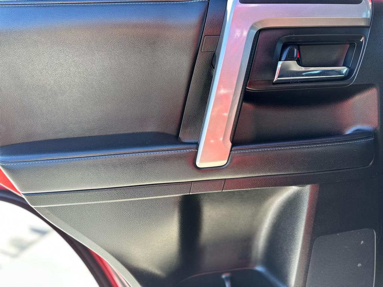 Toyota 4Runner SR5 2WD 2020