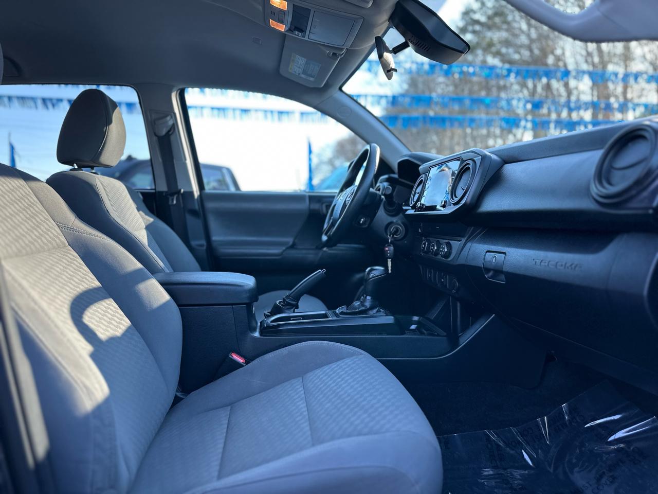 Toyota Tacoma SR5 Double Cab Long Bed I4 6AT 2WD 2020