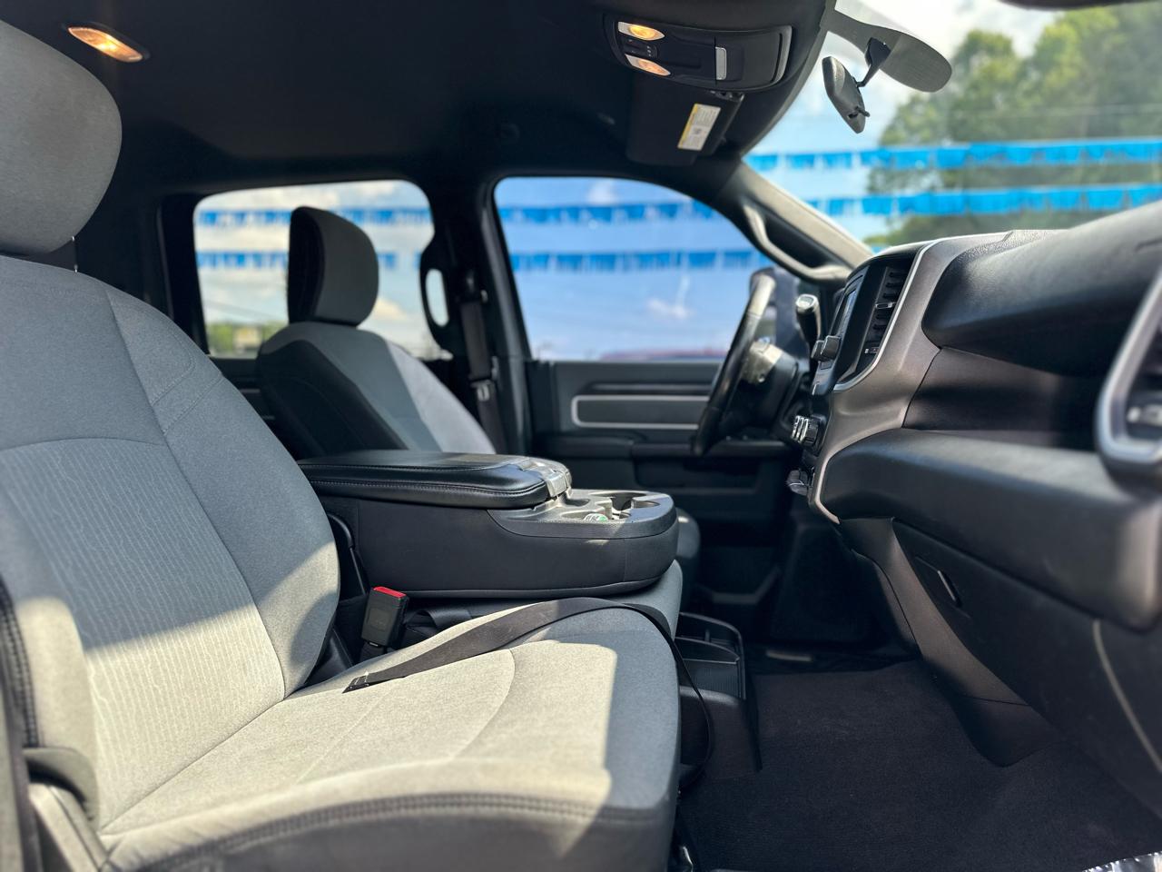 RAM 2500 Big Horn 4WD 2021