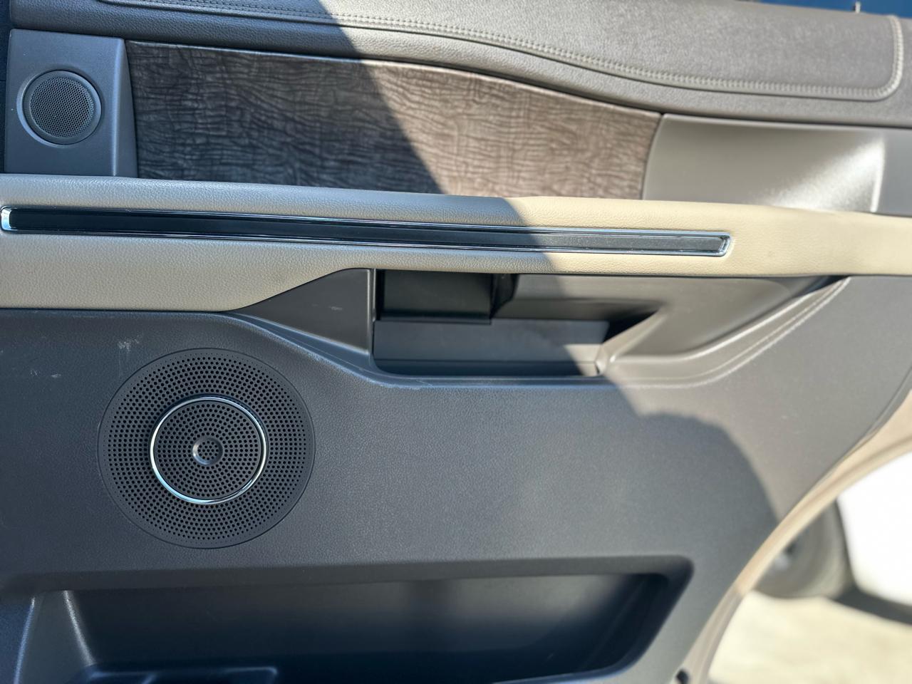 Ford Expedition Limited 2020