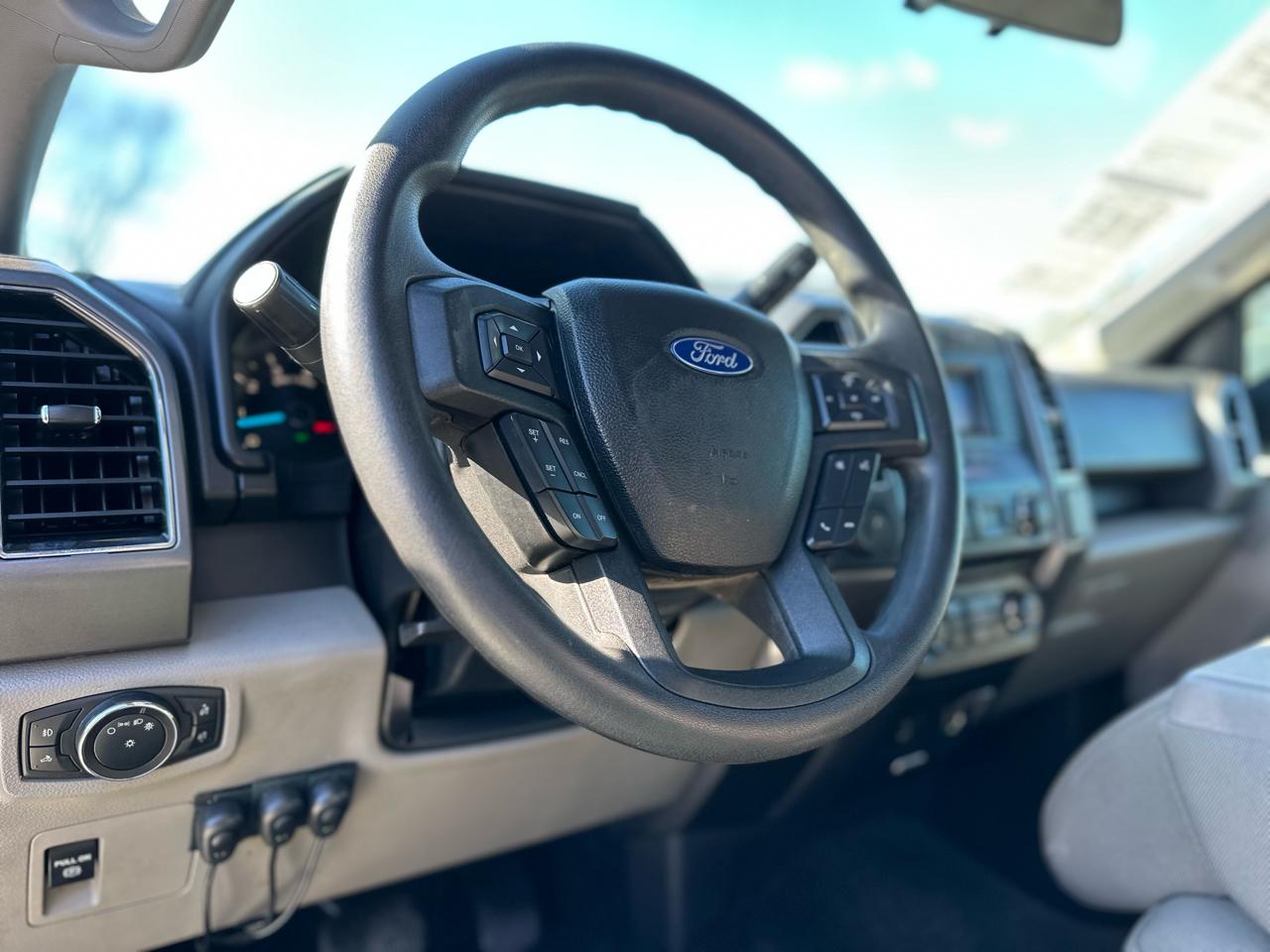 Ford F-150 XLT 4WD 2018