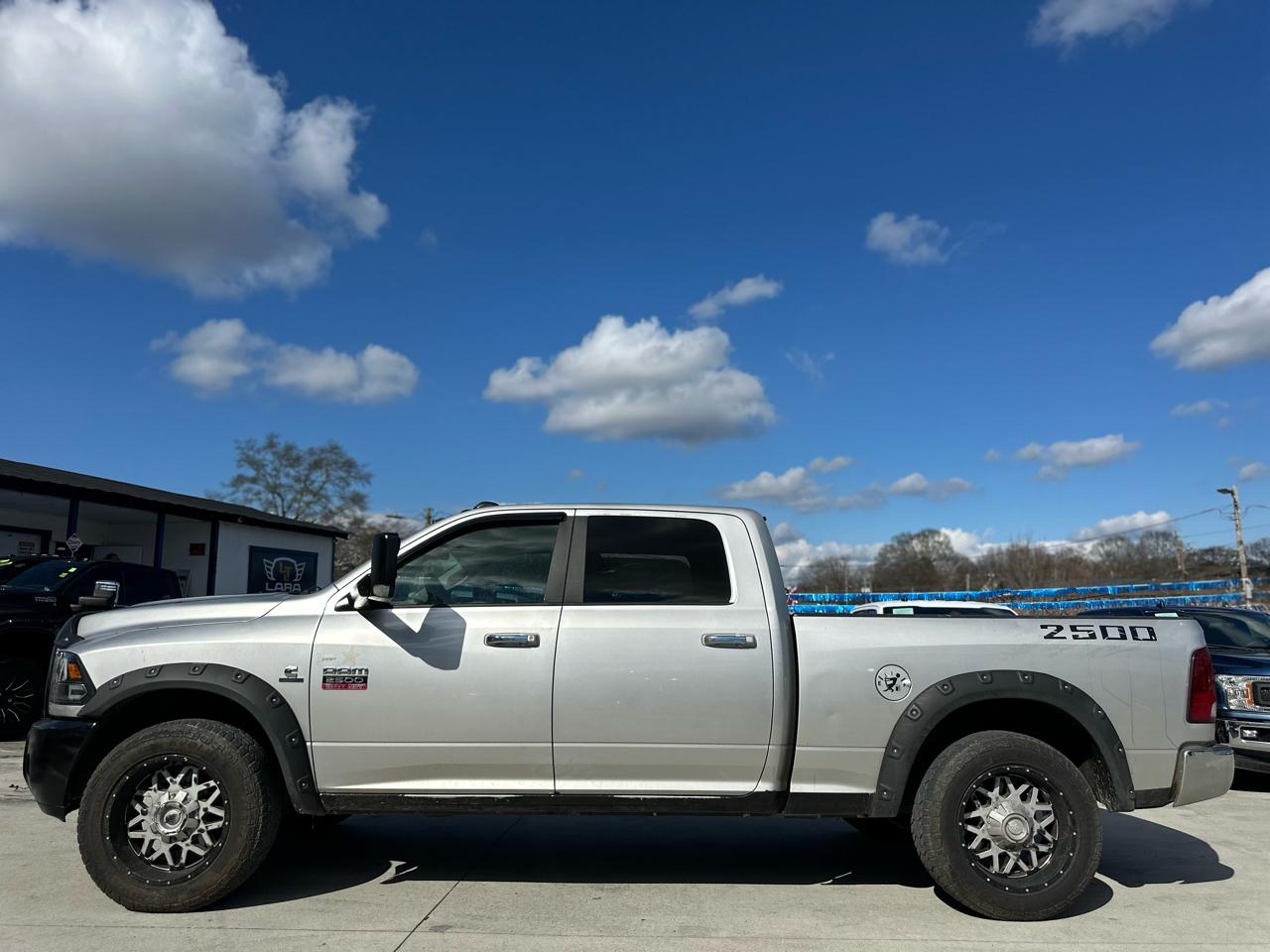RAM 2500 Laramie Crew Cab LWB 2WD 2011