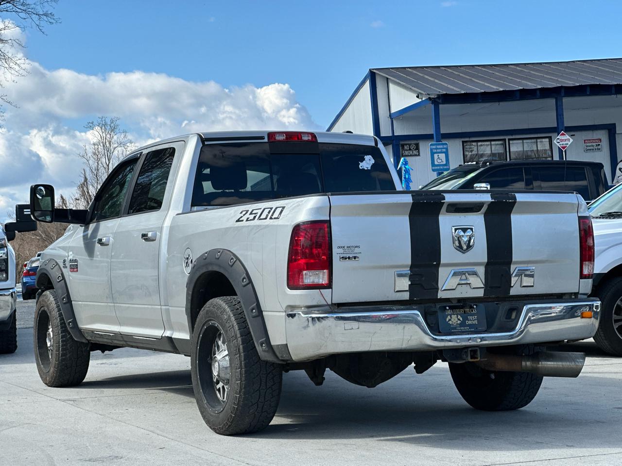 RAM 2500 Laramie Crew Cab LWB 2WD 2011