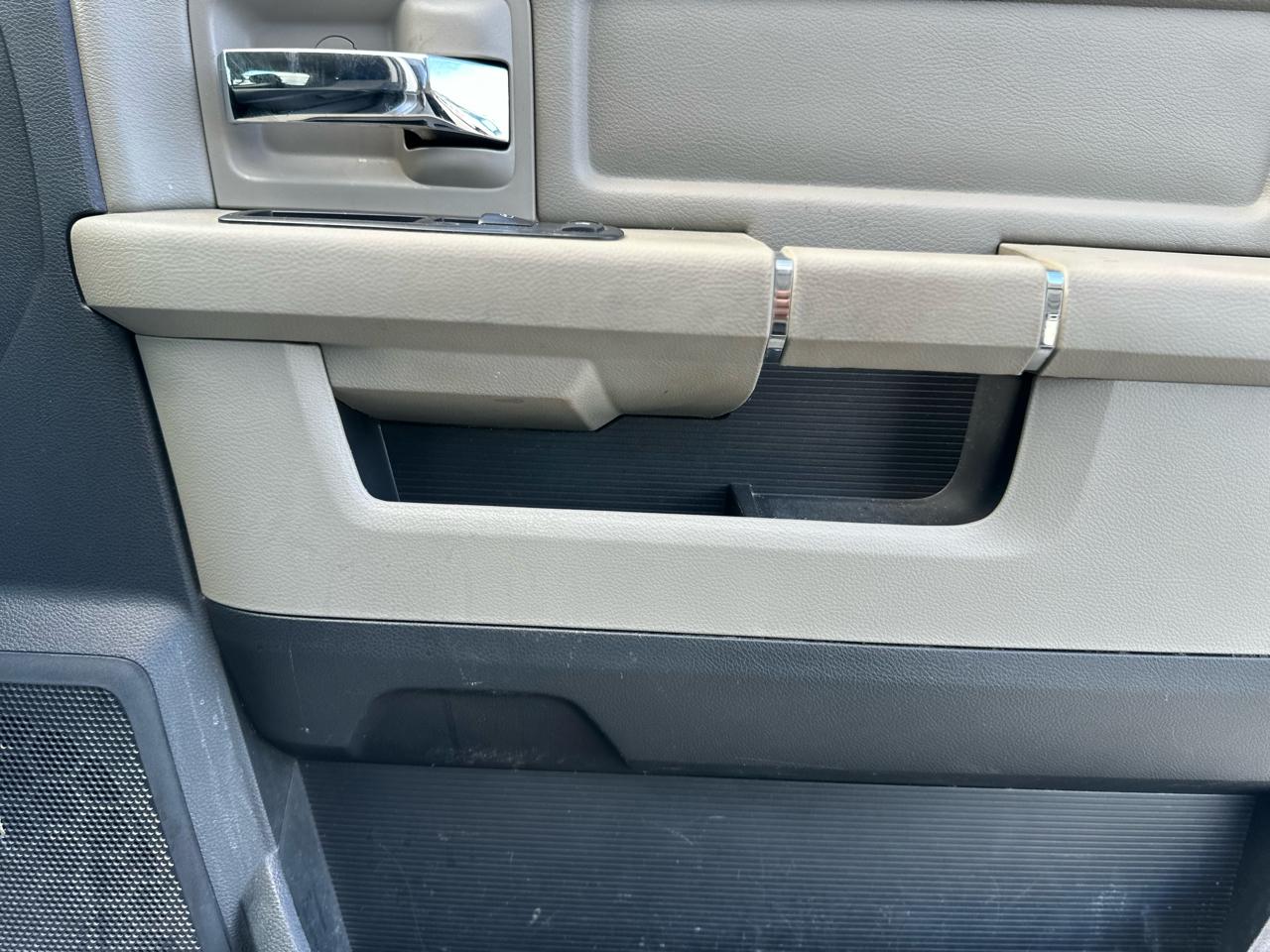 RAM 2500 Laramie Crew Cab LWB 2WD 2011