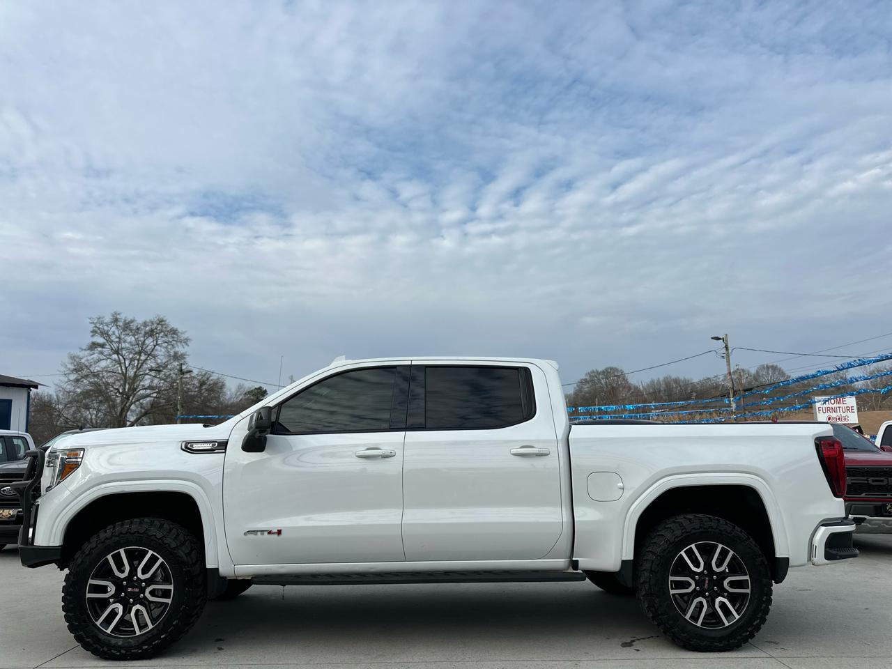 GMC Sierra 1500 AT4 Crew Cab Short Box 4WD 2021