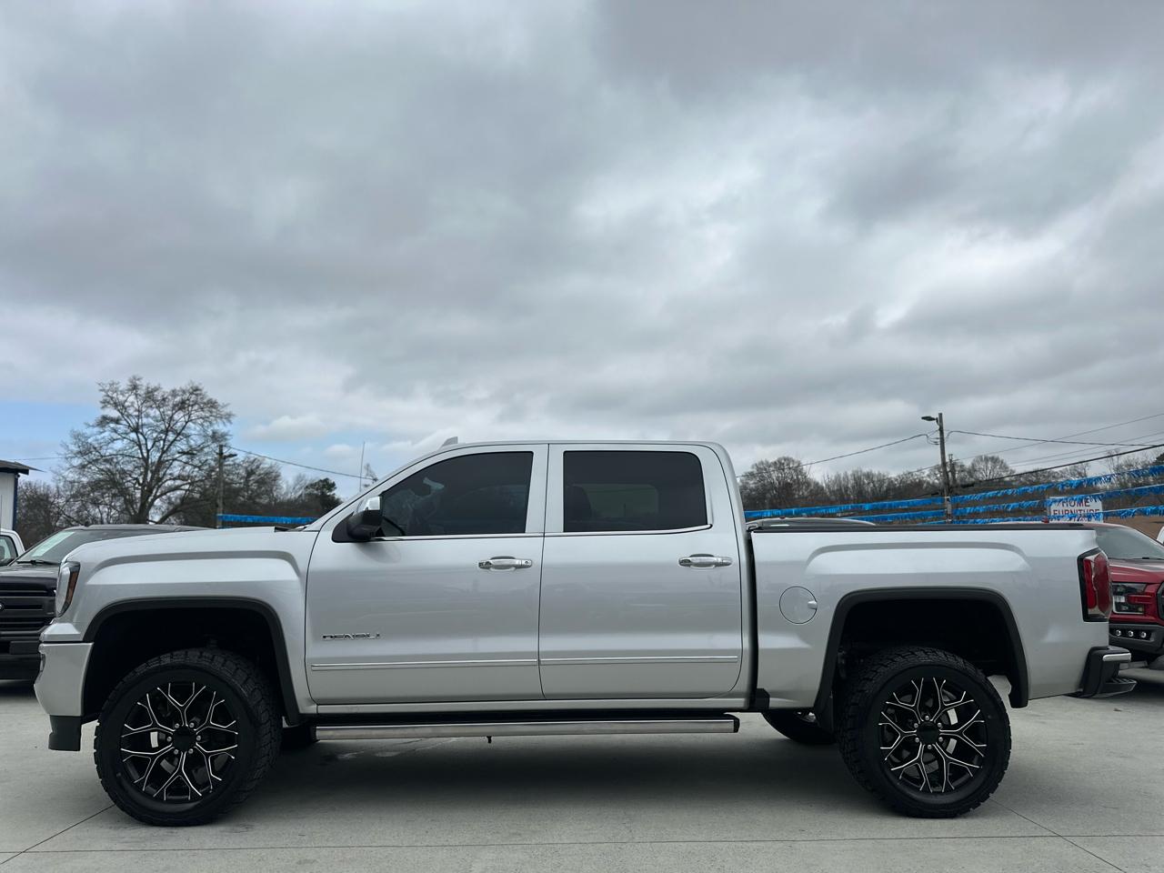 GMC Sierra 1500 Denali Crew Cab Long Box 4WD 2018