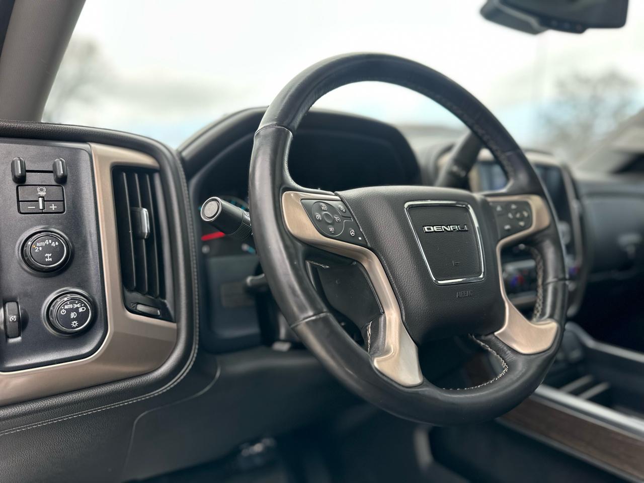 GMC Sierra 1500 Denali Crew Cab Long Box 4WD 2018