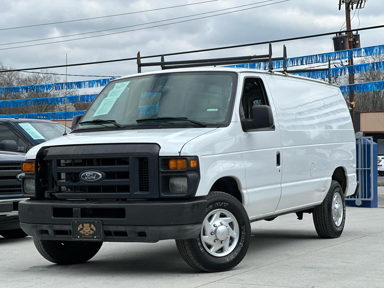 Ford Econoline E-350 Super Duty 2010