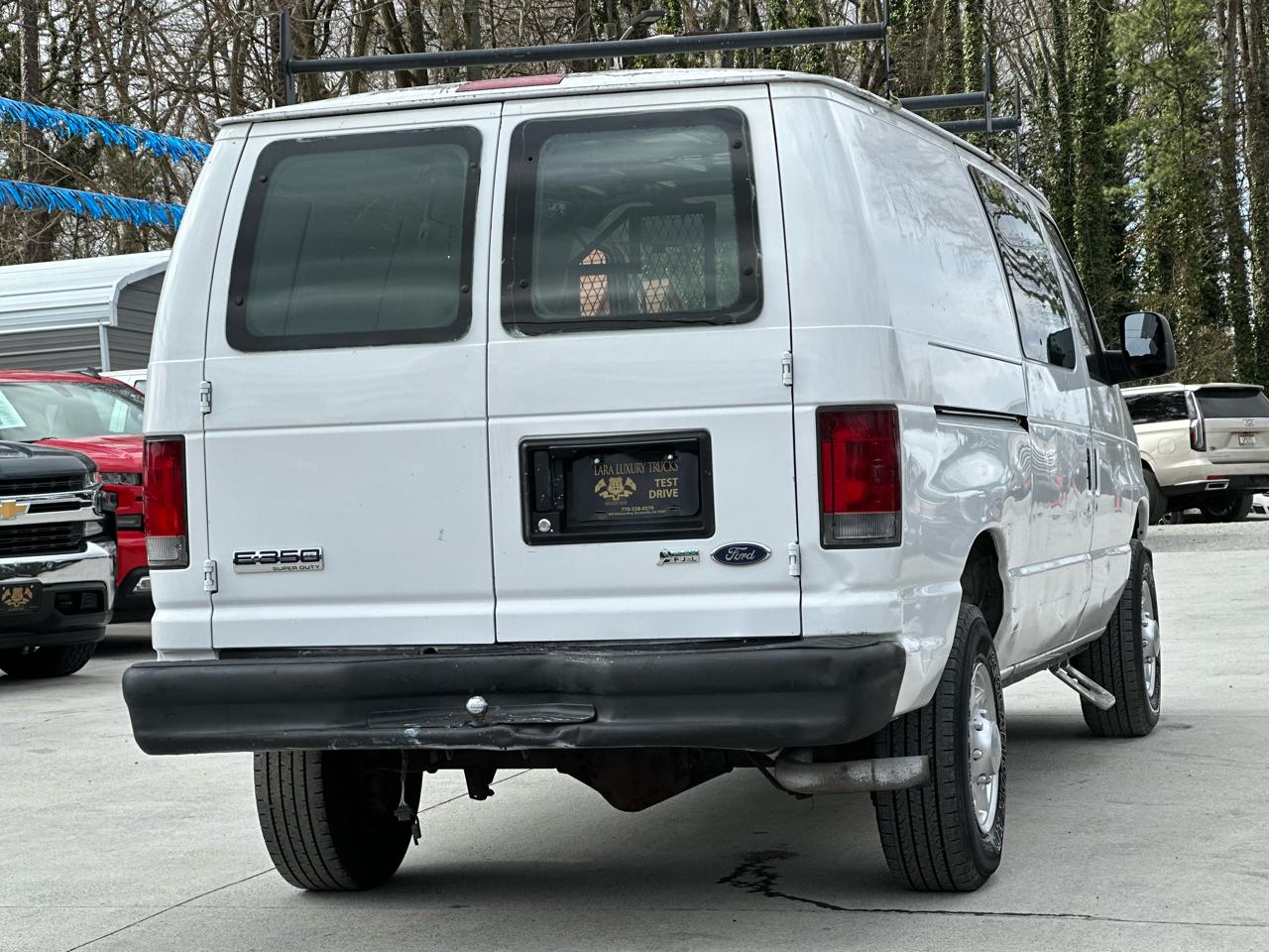 Ford Econoline E-350 Super Duty 2010