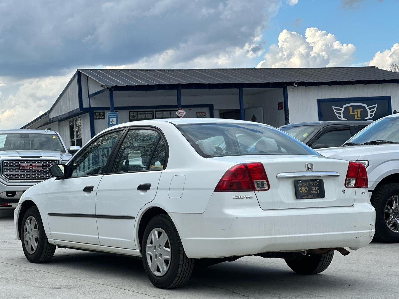 Honda Civic DX Sedan 4-spd AT 2003