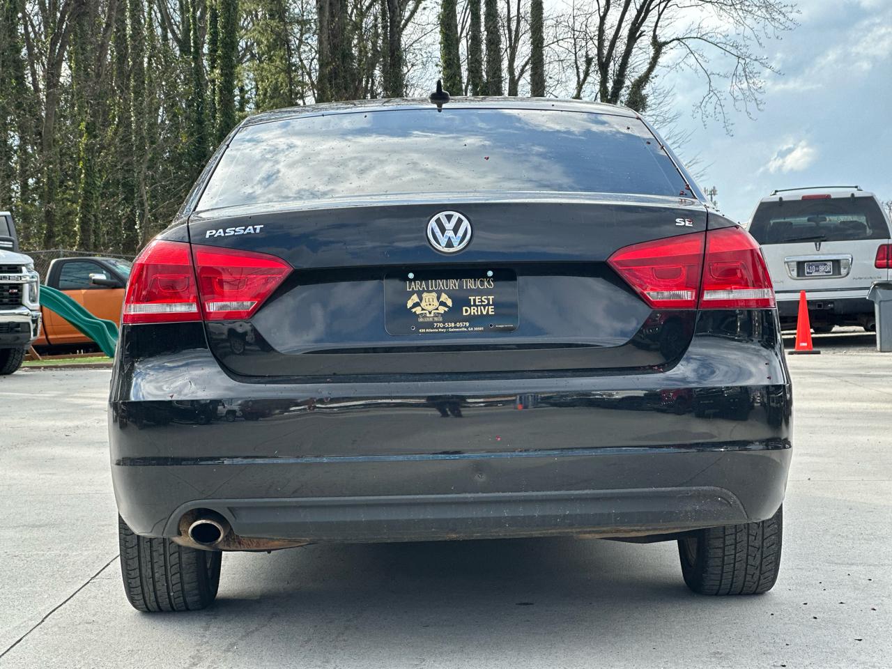 Volkswagen Passat 2.5L SE AT 2013