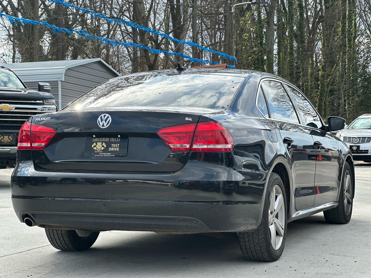 Volkswagen Passat 2.5L SE AT 2013