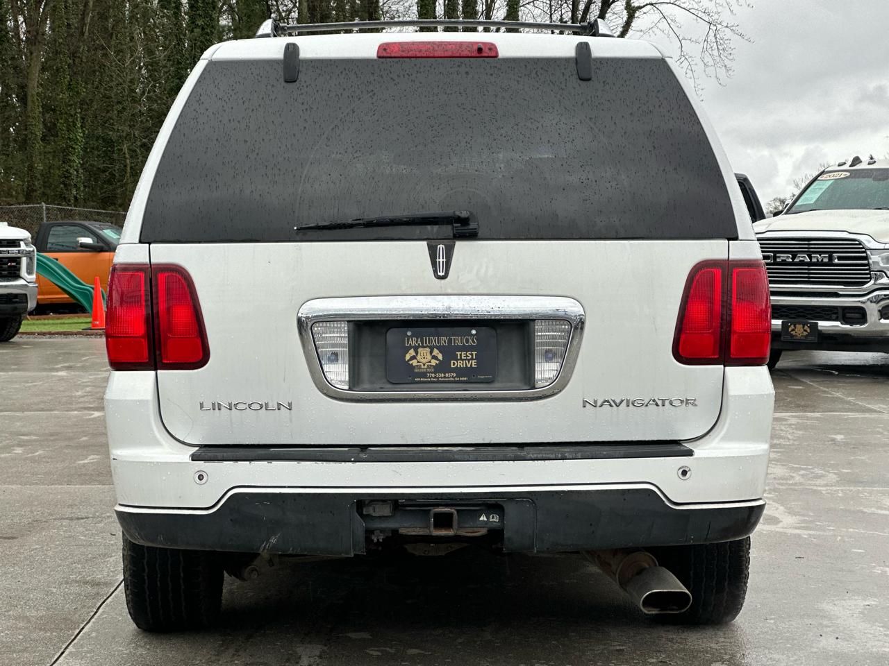 Lincoln Navigator Luxury 4WD 2005