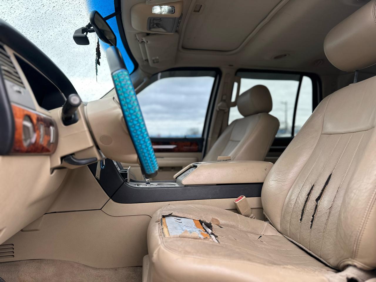 Lincoln Navigator Luxury 4WD 2005