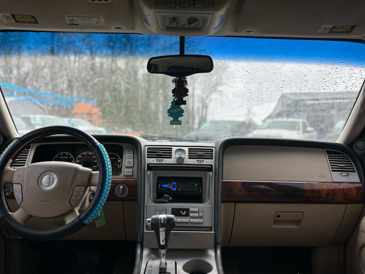 Lincoln Navigator Luxury 4WD 2005