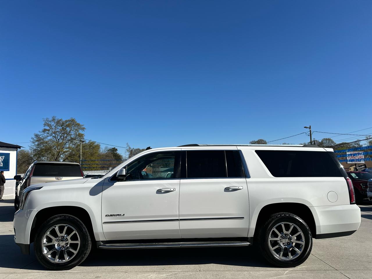 GMC Yukon Denali XL 4WD 2015