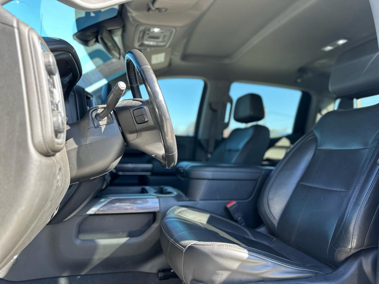 Chevrolet Silverado 1500 LTZ Crew Cab 4WD 2020