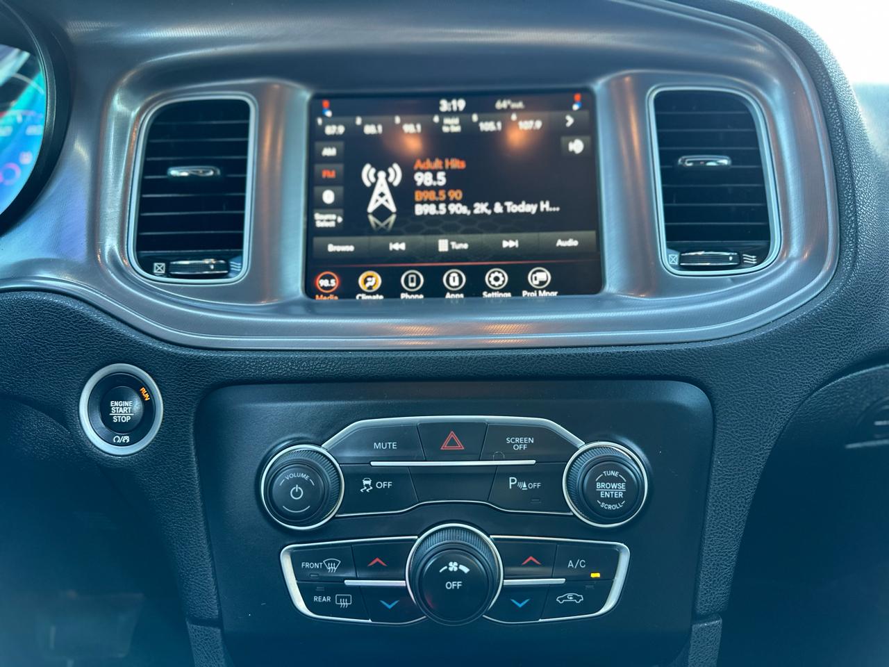 Dodge Charger SXT 2023