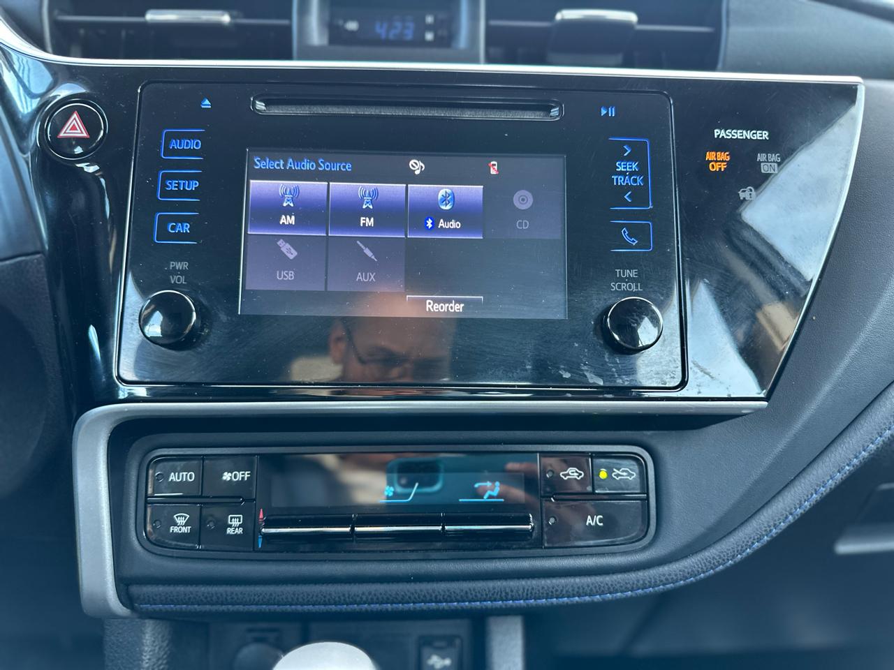 Toyota Corolla LE CVT 2017