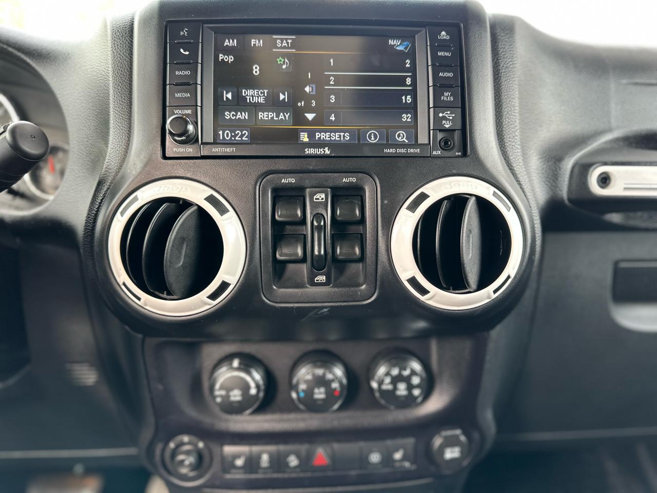 Jeep Wrangler Unlimited Sahara 4WD 2015