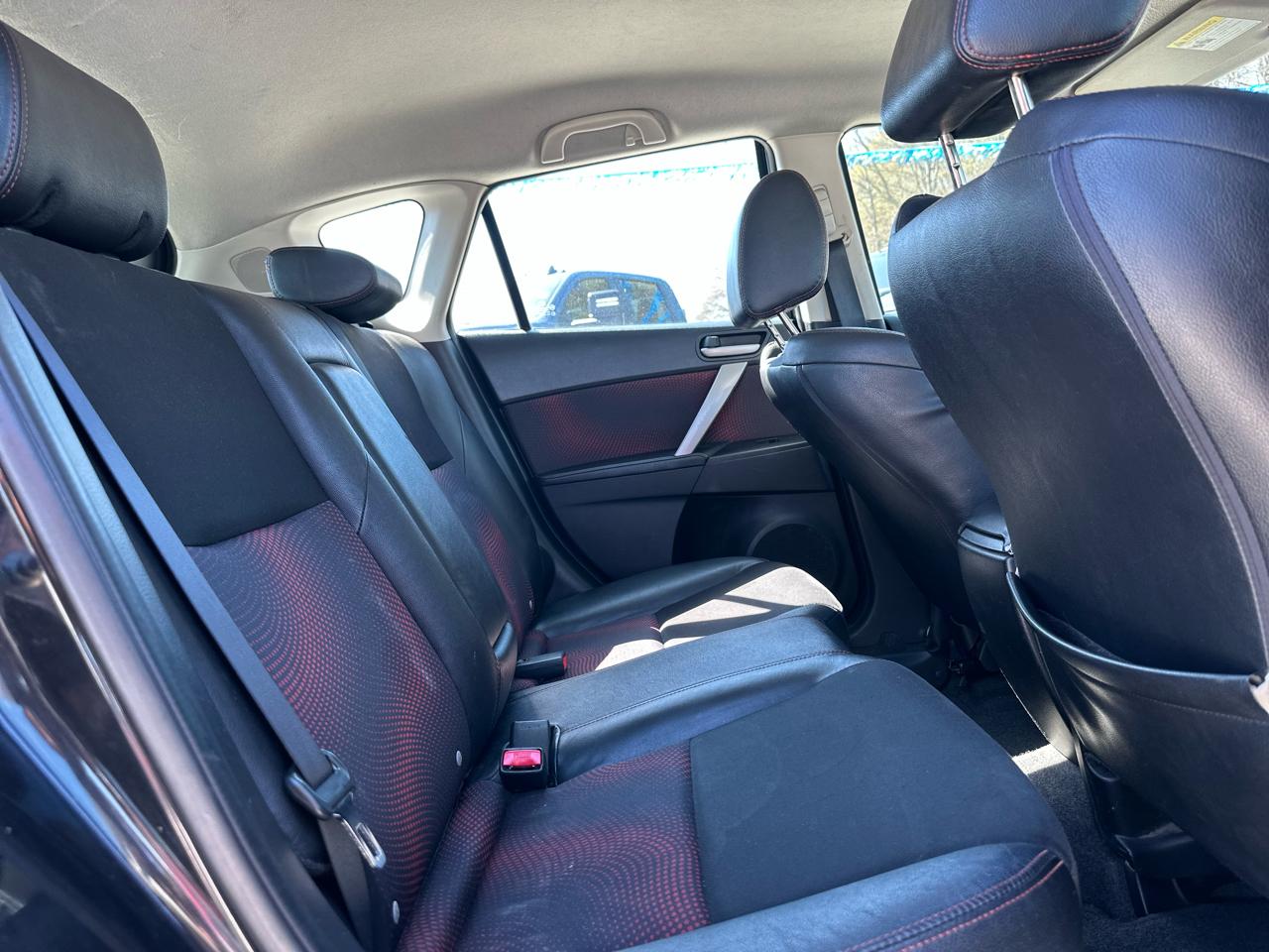 Mazda MAZDASPEED3 Sport 5-Door 2011