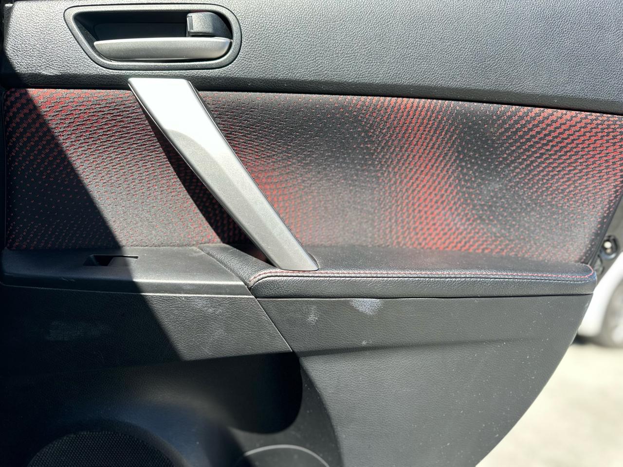 Mazda MAZDASPEED3 Sport 5-Door 2011