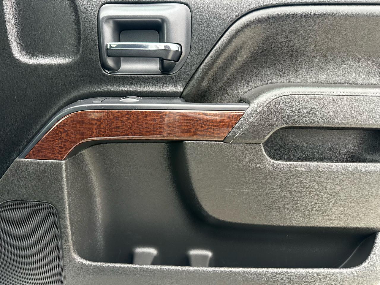 GMC Sierra 1500 SLE Crew Cab Long Box 4WD 2015