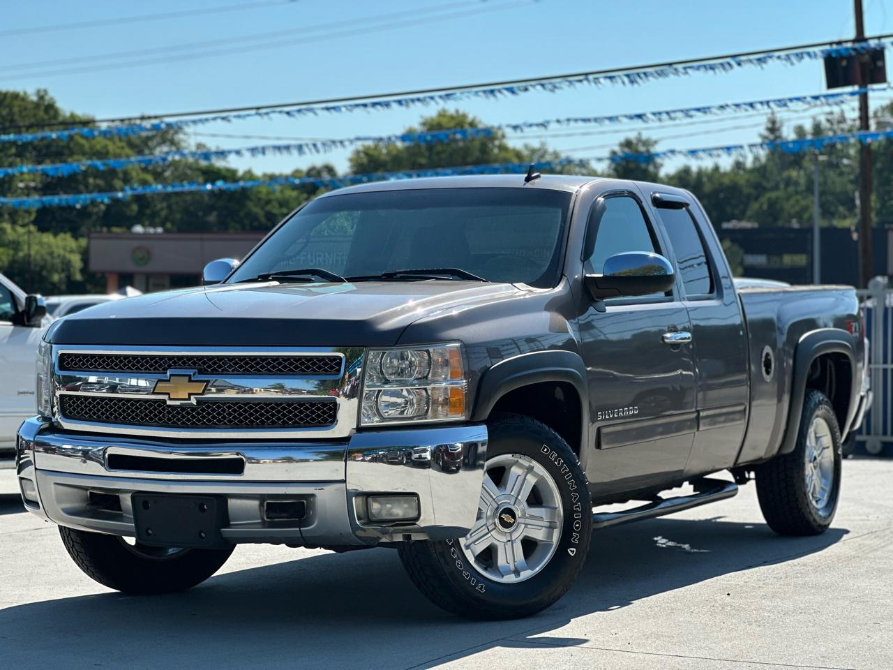 Chevrolet Silverado 1500 LT Ext. Cab Long Box 4WD 2012